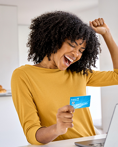 woman using card